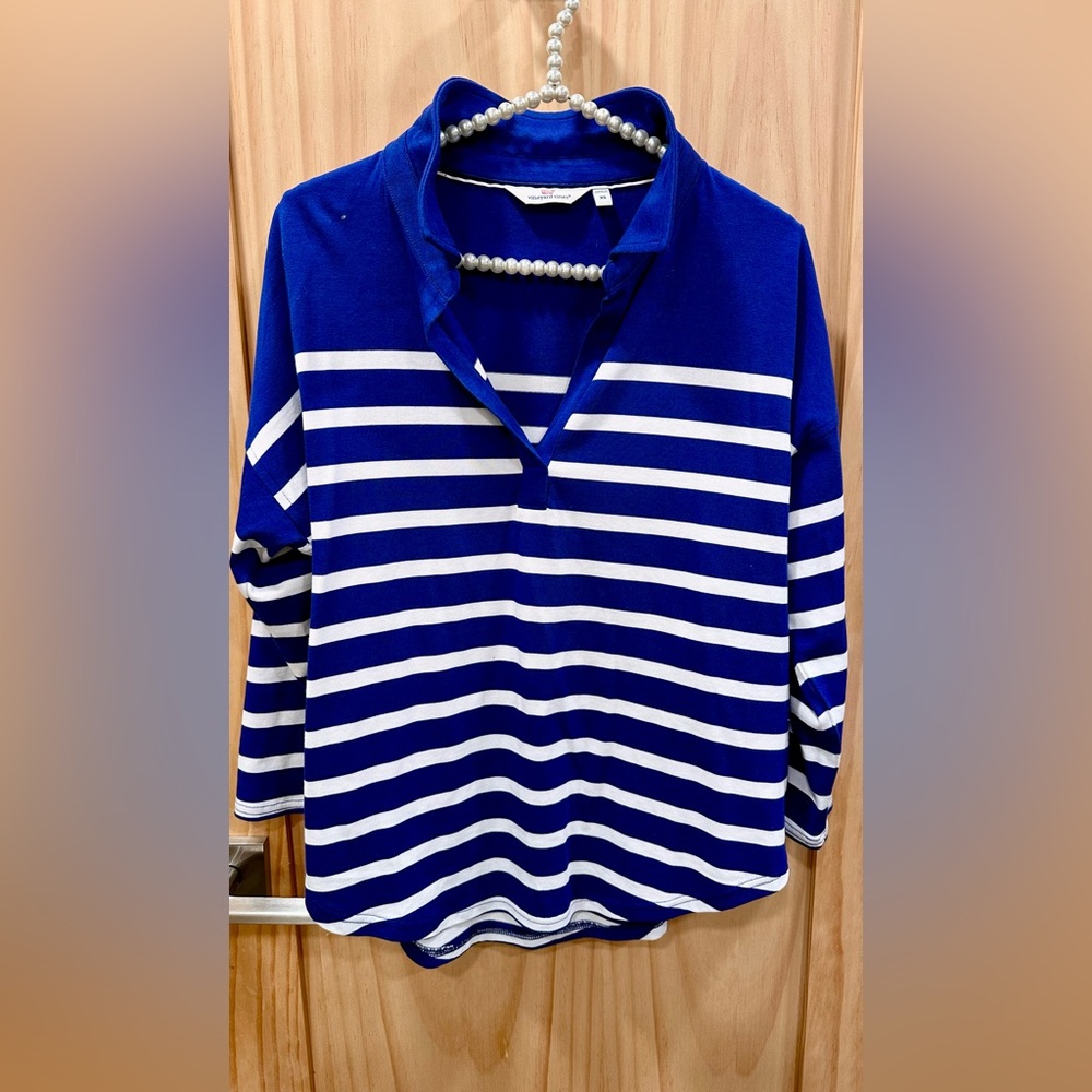 Striped women’s polo top from Vineyard Vines, xs